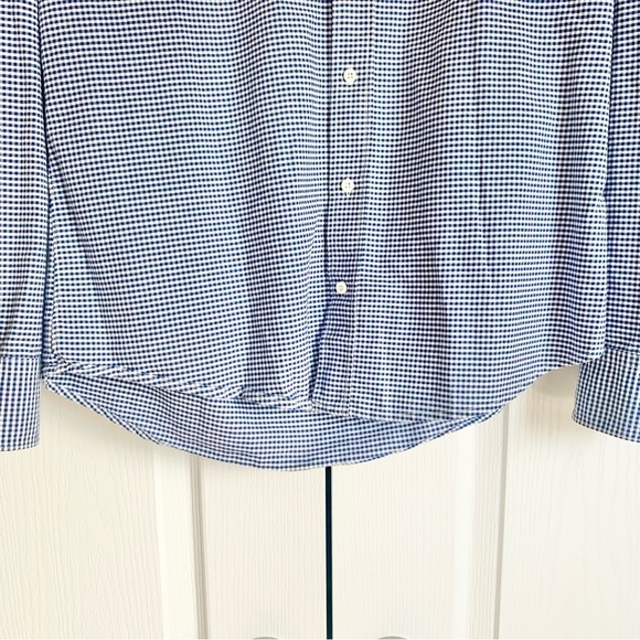 Men’s Everlane Micro-Houndstooth Button Up Shirt - Picture 5 of 9